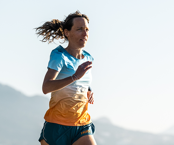 Audrey Tanguy Traileuse élite, double championne du monde de trail, double vainqueure de la TDS, ambassadrice de l’ultra-endurance et du sport outdoor.
